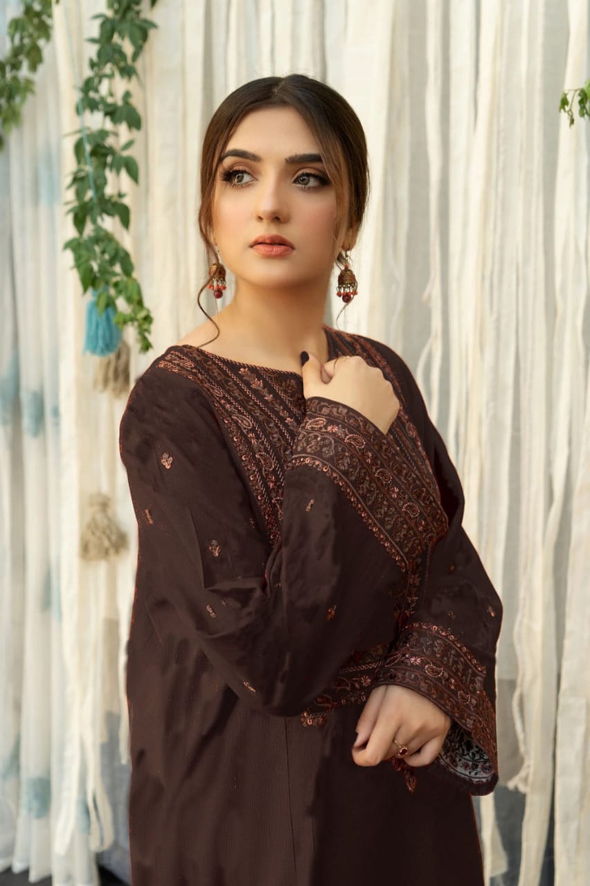 EL-845(B) Dhanak Embroidered Suit With Digital Printed Wool Shawl - ELAFF