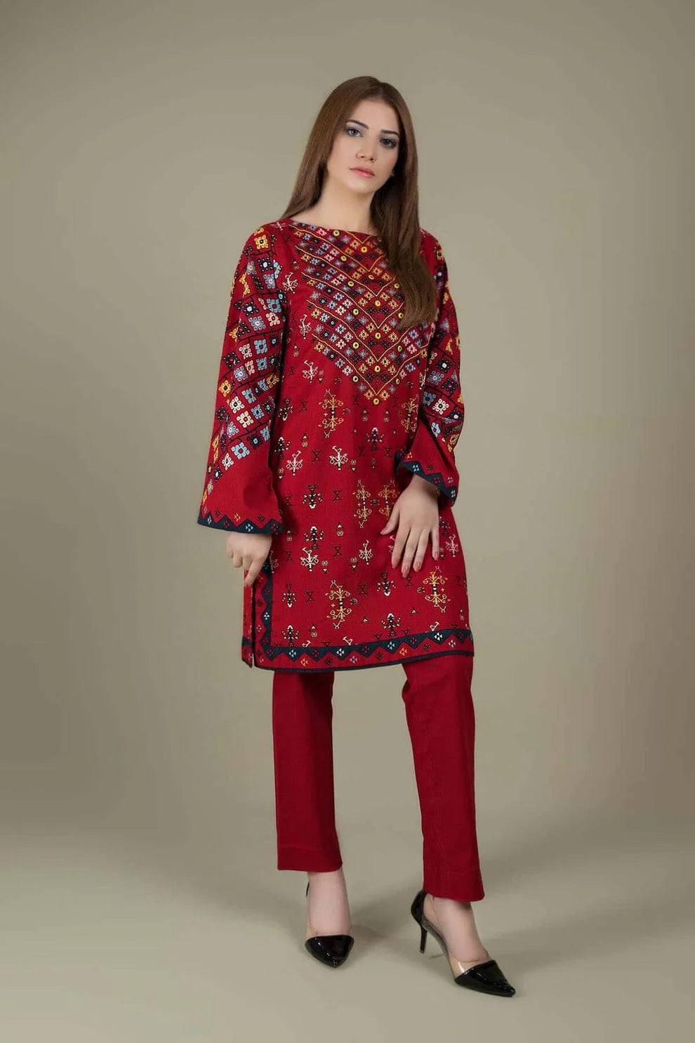 EL-KS760 Lawn Embroidered 2pc Suit