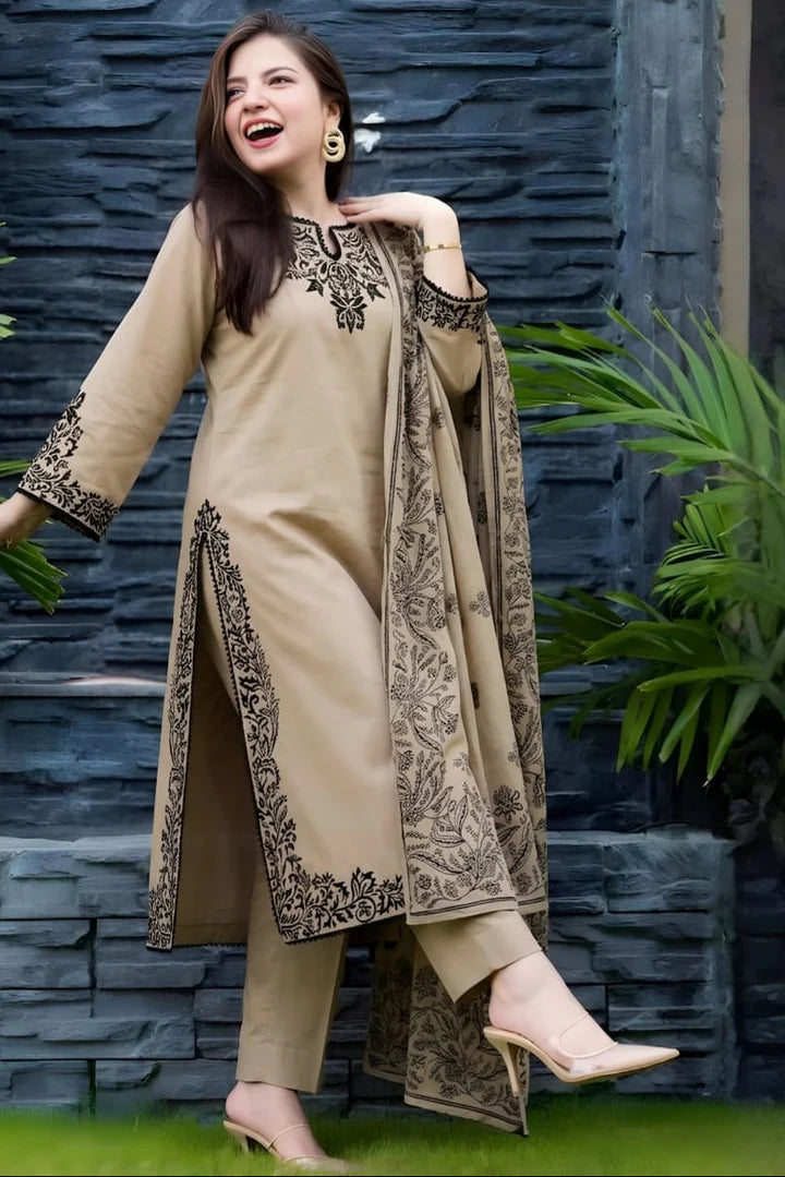 EL-SPL746 Unstitched Embroidered Lawn Suit 3pc With Digital Printed Monar Dupatta
