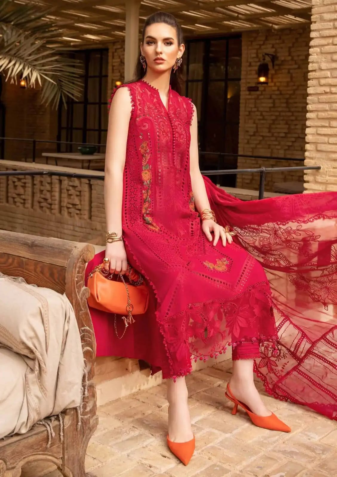 EL-MB10591 Boring Embroidered Lawn Suit 3pc With Embroidered Organza Dupatta
