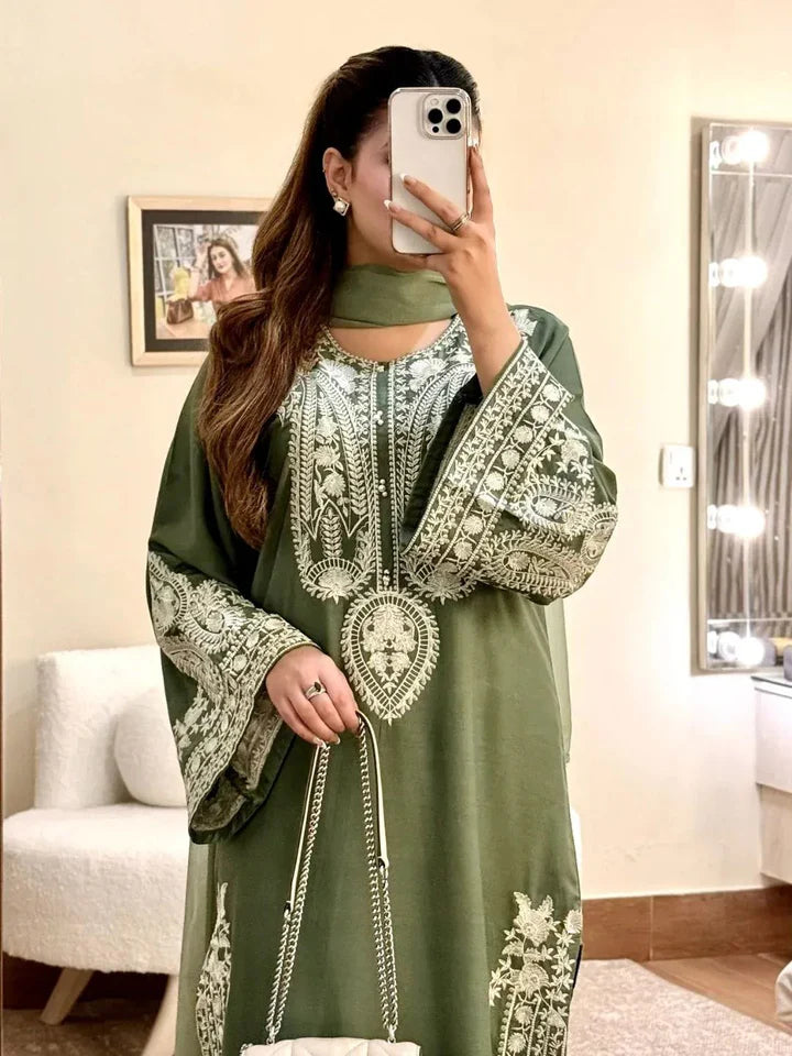 EL-MR2740 Unstitched Embroidered Lawn Suit 3pc With Bamber Chiffon Embroidered Dupatta