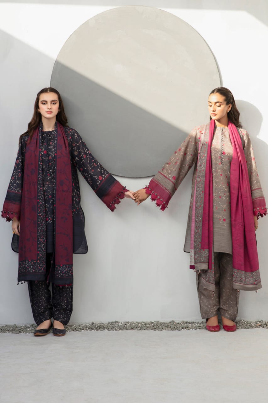 EL-BQ405 Digital Printed Khaddar 3Pc Suit With Digital Printed Khaddar Dupatta - ELAFF