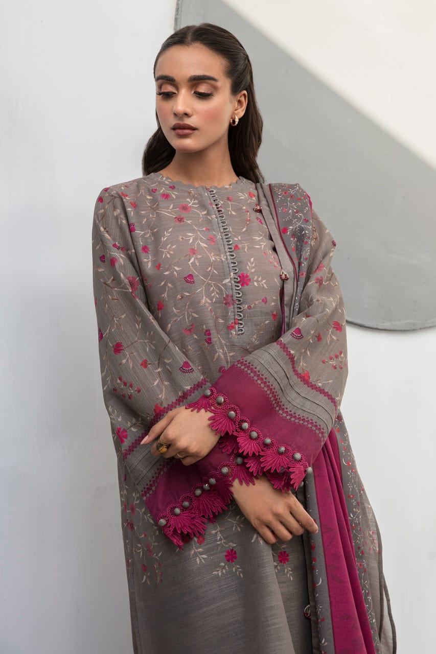 EL-BQ405 Digital Printed Khaddar 3Pc Suit With Digital Printed Khaddar Dupatta - ELAFF