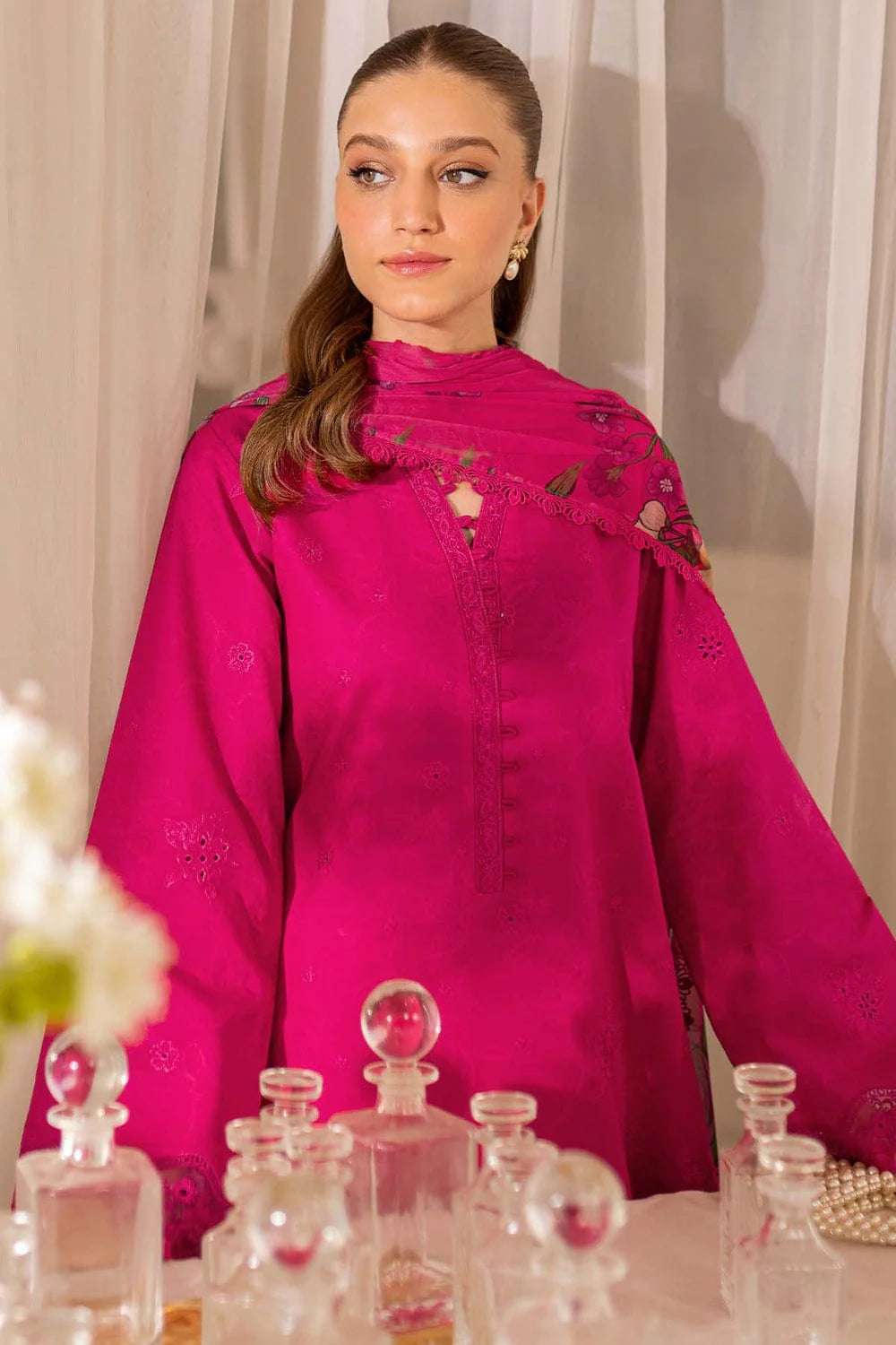 EL-FR2725 Lawn Unstitched Embroidered 3pc Suit With Digital Printed Cotton Lawn Dupatta
