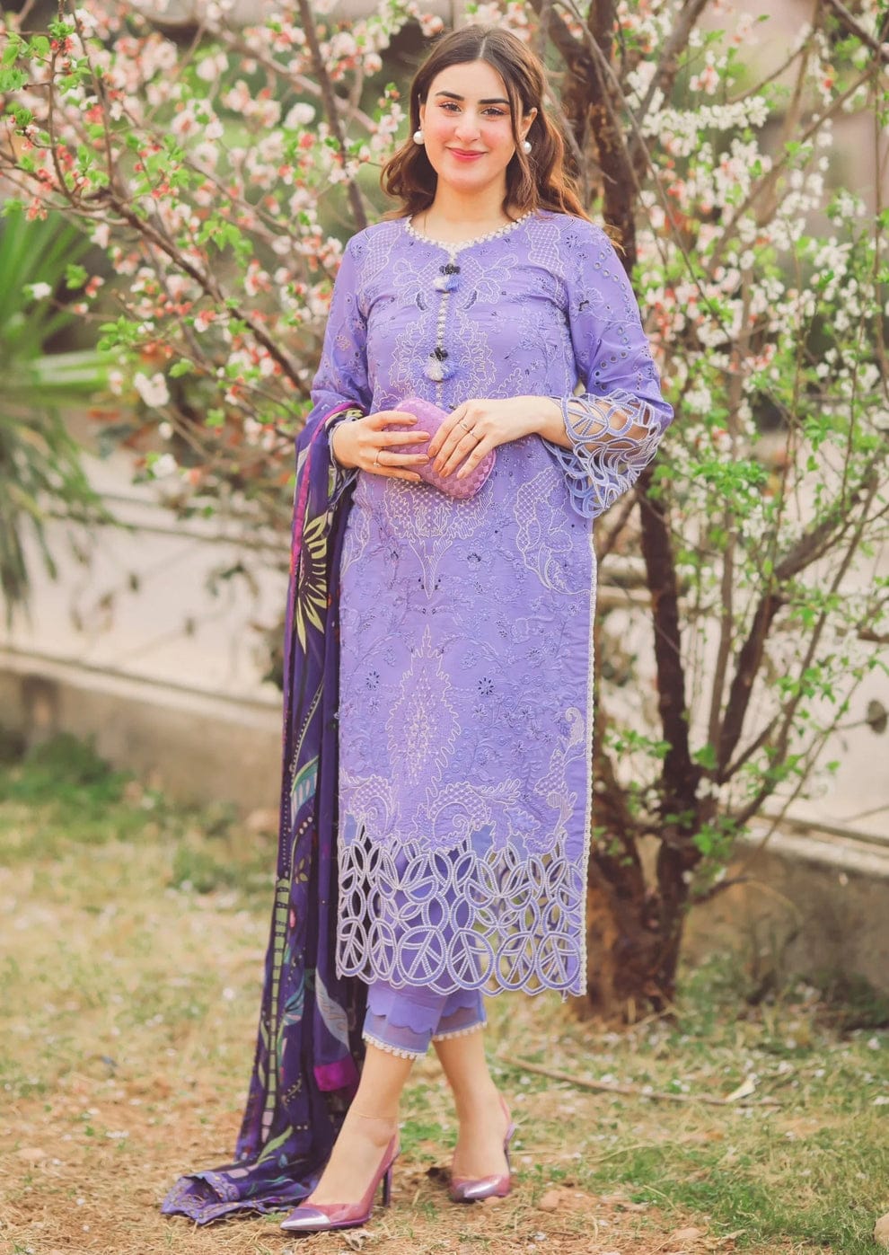EL-04 Lawn stuff 3 Piece fully Embroidered Suit with Silk Printed Dupatta