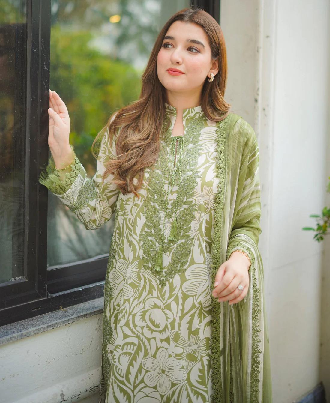 EL-AS297 Unstitched Printed Lawn 3pc Suit With Chiffon Embroidered Dupatta