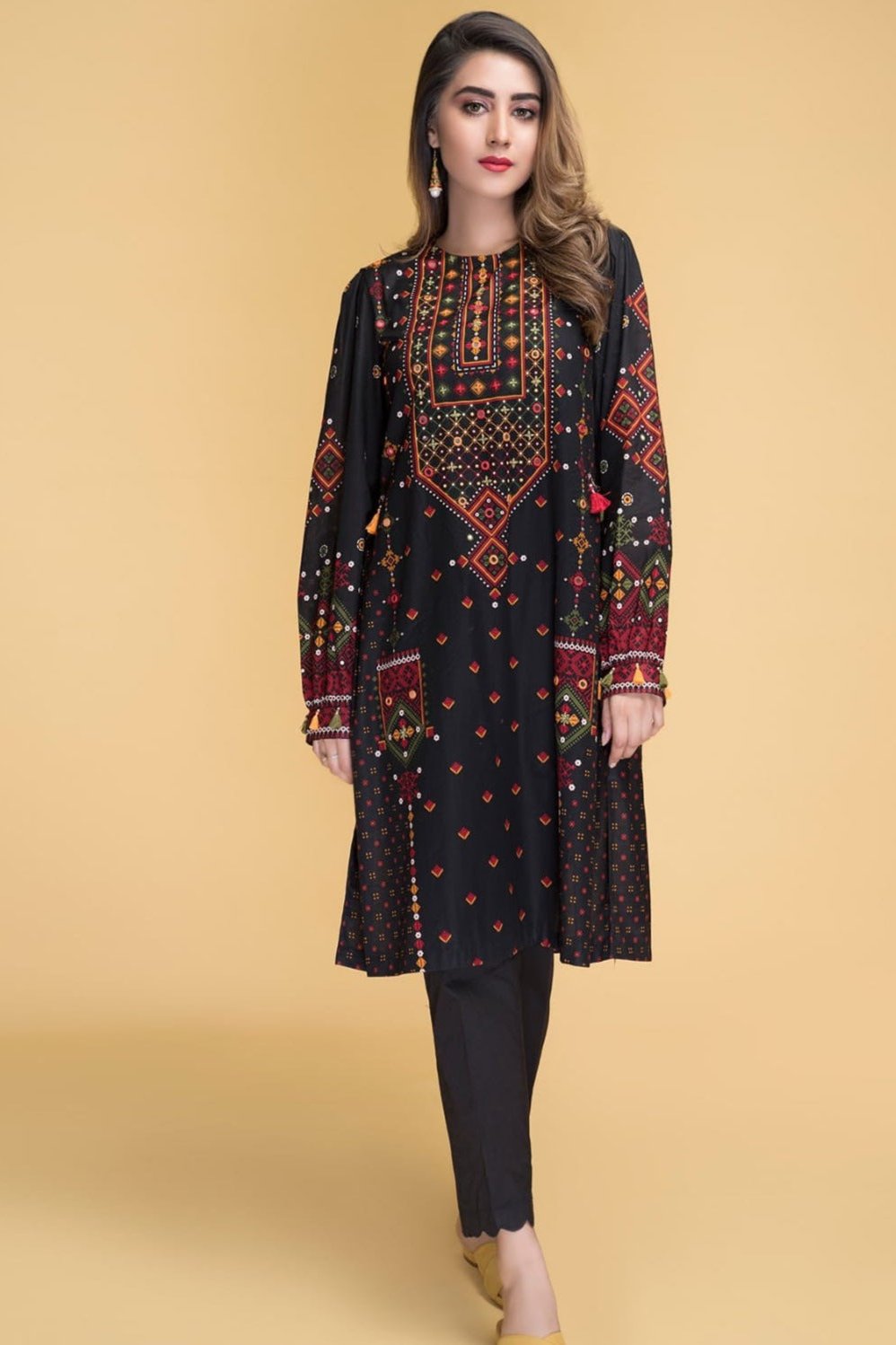 EL-KS770 Lawn Unstitched Embroidered 2pc Suit - ELAFF