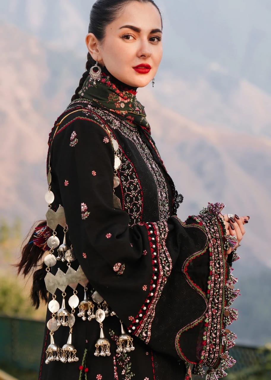 EL-MB520 Dhanak Embroidered Suit With Digital Printed Woolen Shawl - ELAFF