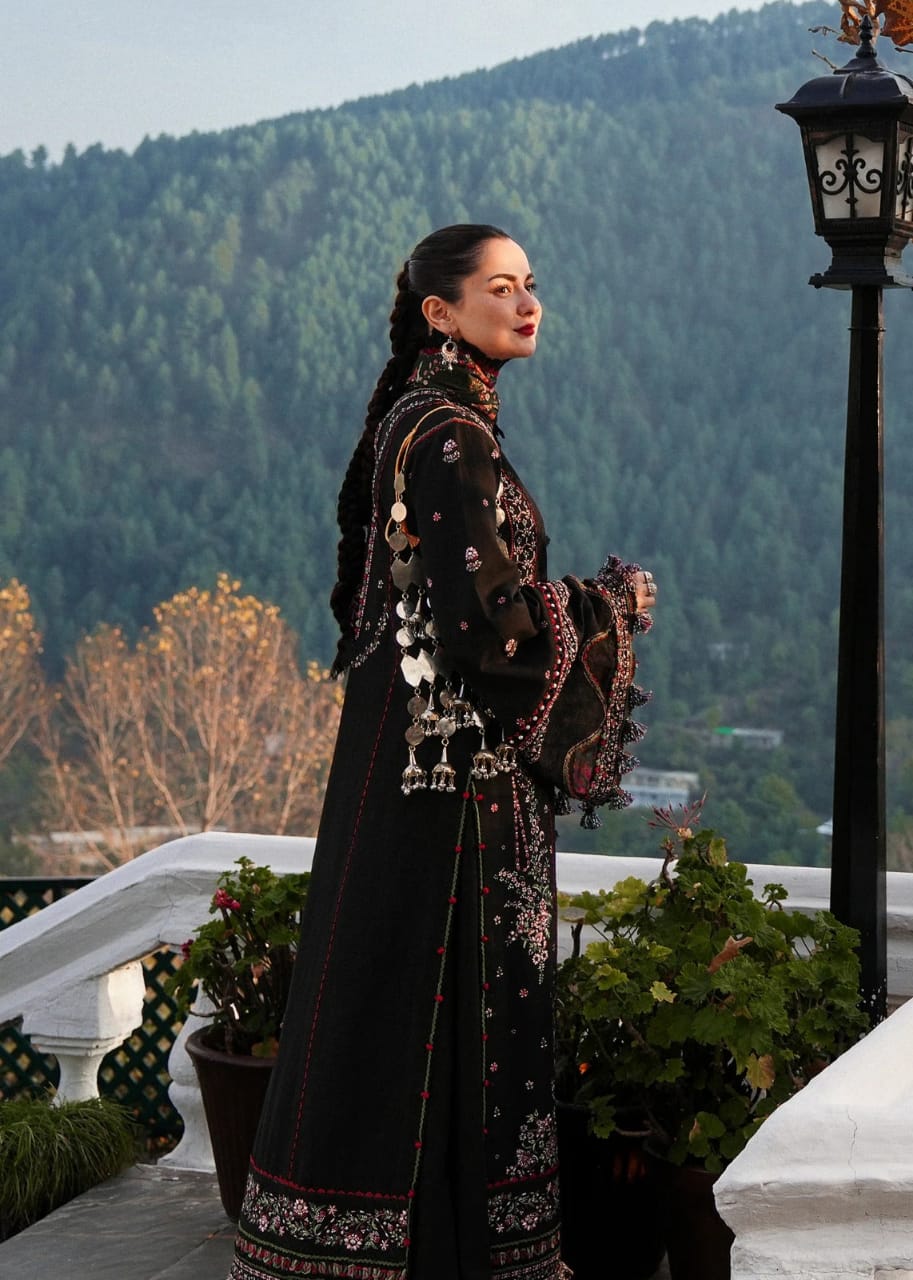EL-MB520 Dhanak Embroidered Suit With Digital Printed Woolen Shawl - ELAFF