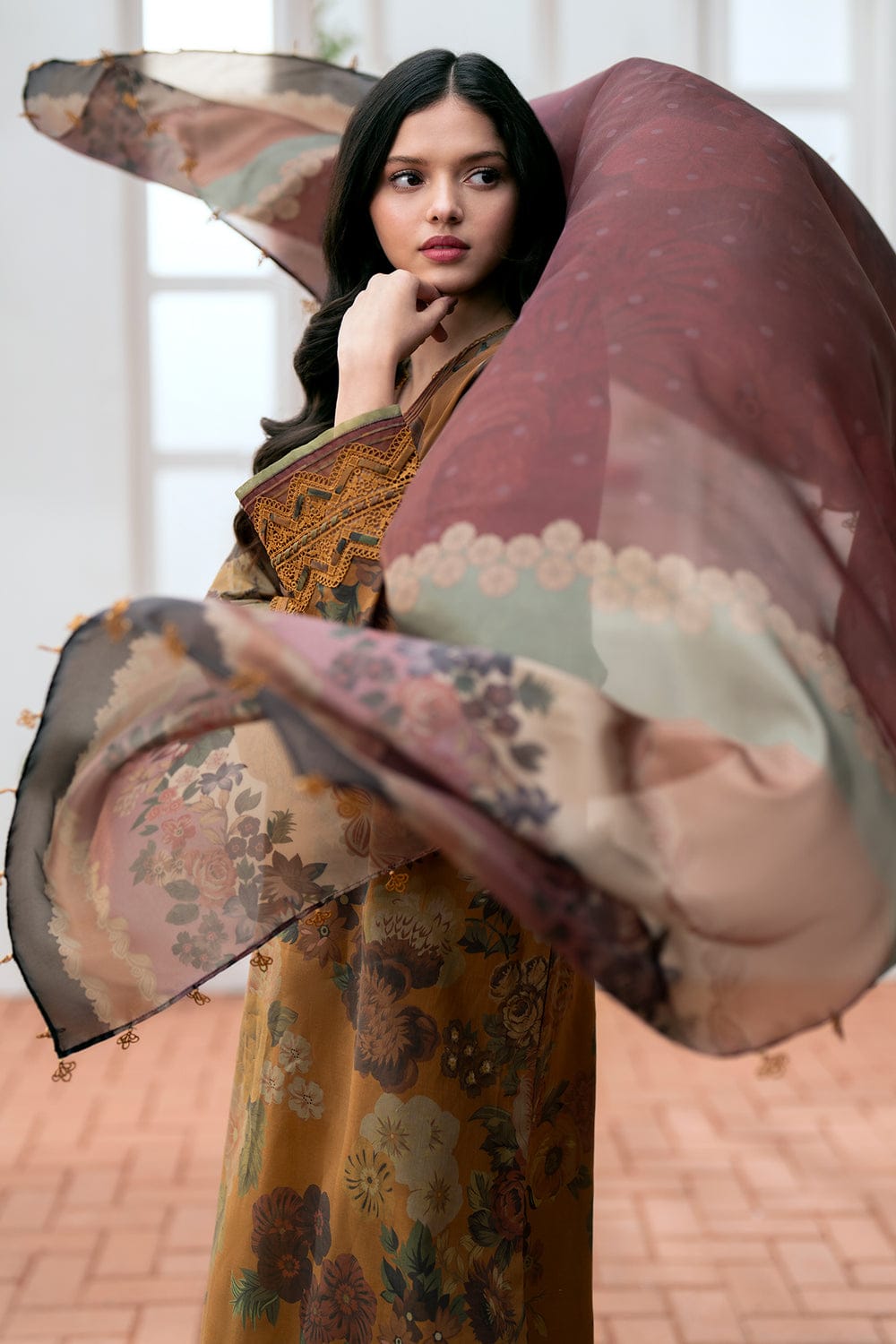 EL-BQ01 Digital Printed Khaddar Suit 3pc with Khaddar Digital Printed Dupatta & Embroidered Patches - ELAFF