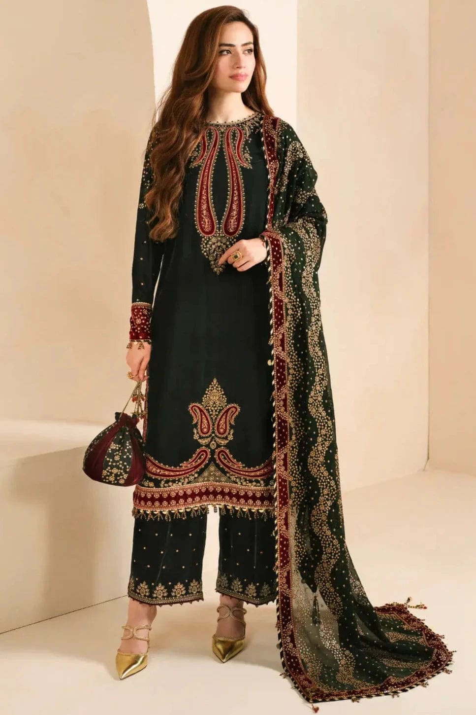 EL-999 Embroidered 9000 Micro Velvet 3Pc With Embroidered Chiffon Dupatta - ELAFF