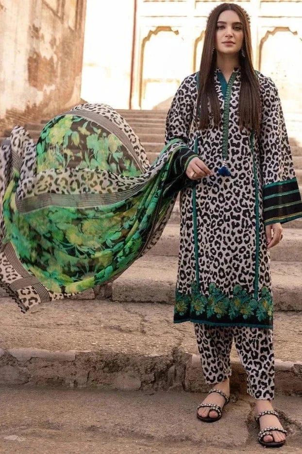 Digital Printed Lawn Suit 3pc With Lawn Digital Printed Dupatta - ELAFF
