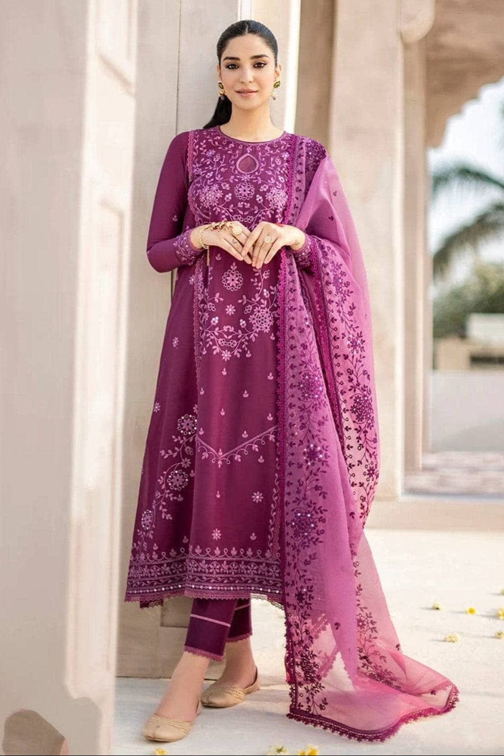 EL-CS84 Lawn Unstitched Embroidered 3pc Suit With Organza Embroidered Dupatta - ELAFF