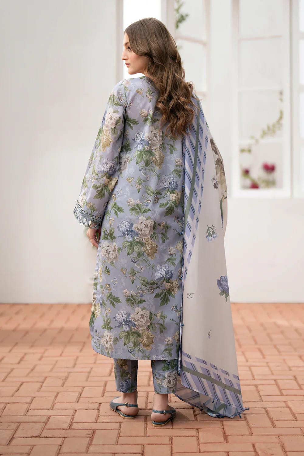 EL-BQ802 Digital Printed Lawn 3Pc Suit With Digital Printed Lawn Dupatta - ELAFF