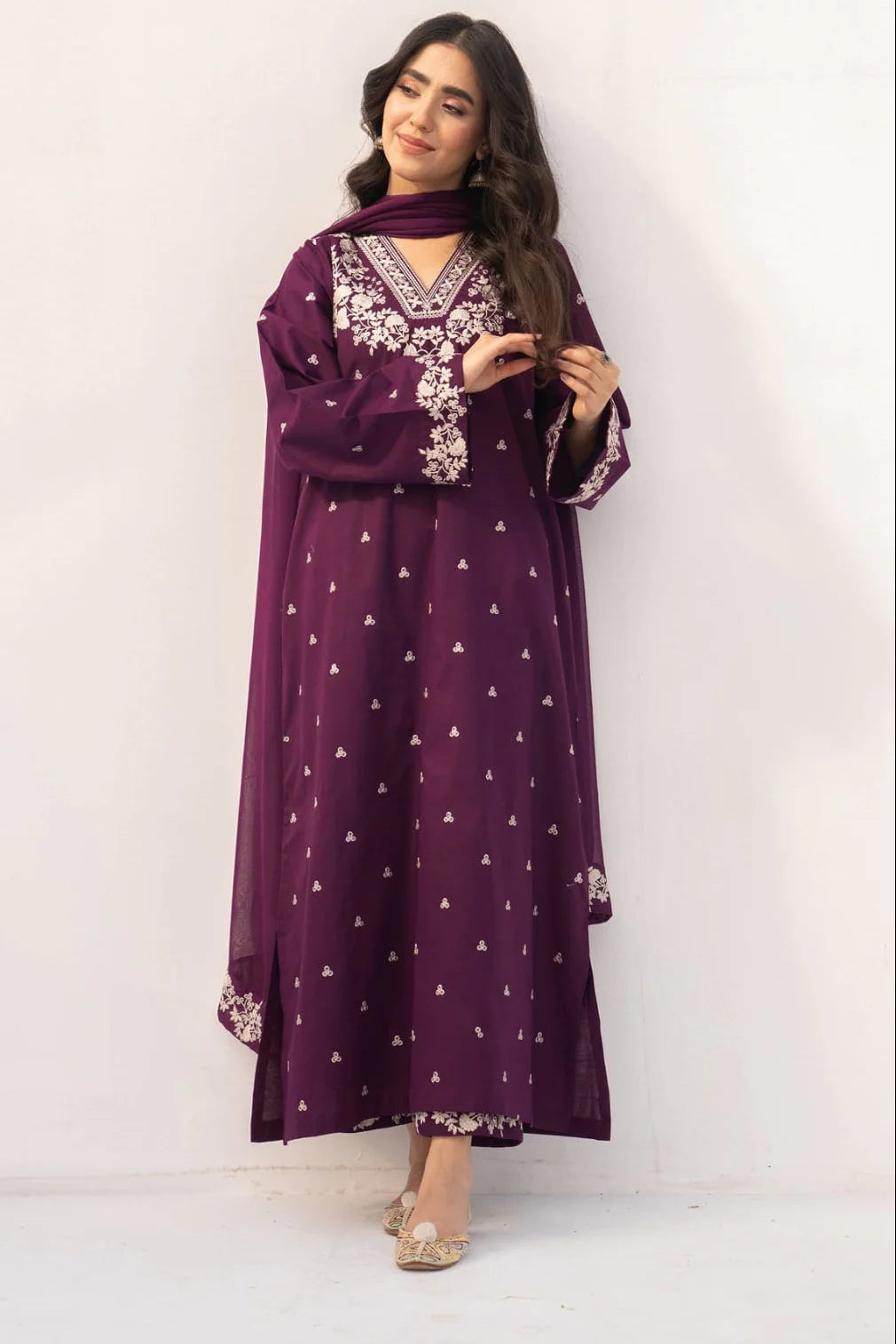 EL-PZ97333 Unstitched Embroidered Lawn Suit 3pc With Bamber Chiffon Embroidered Dupatta