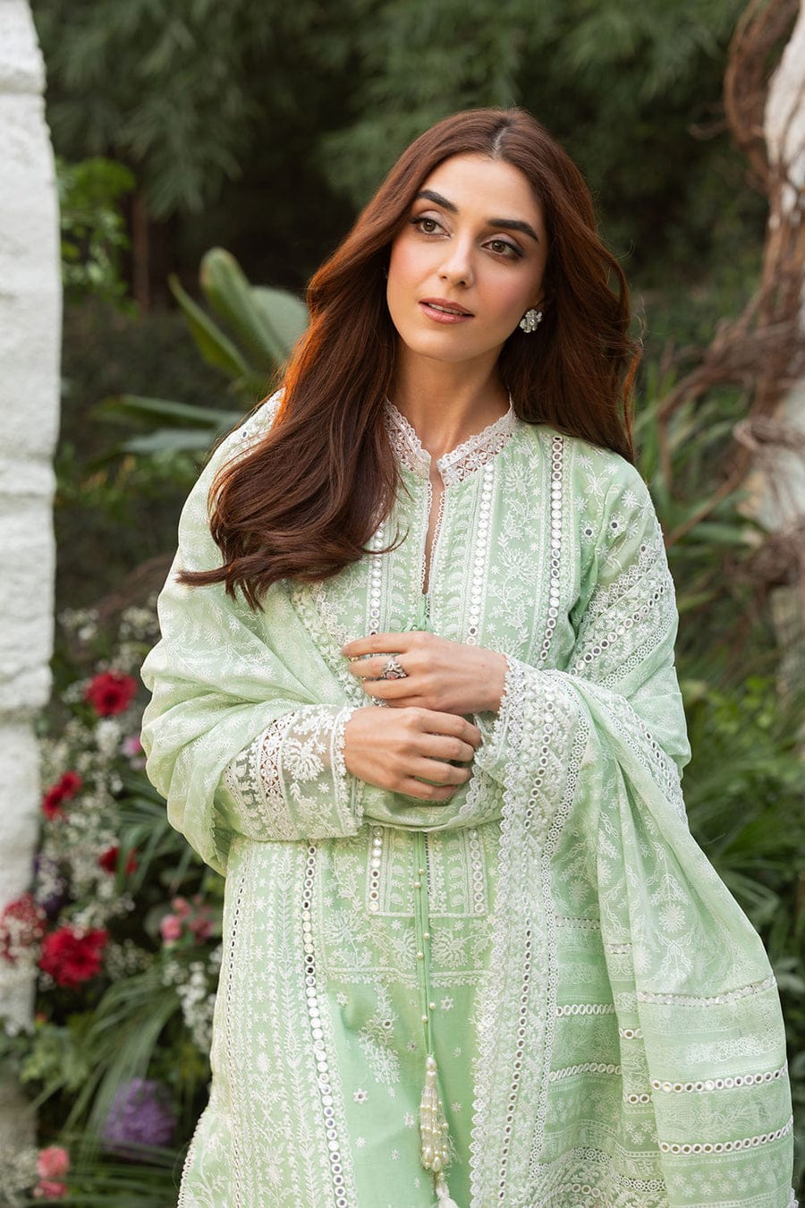 EL-SN2675 Unstitched Fully Embroidered Lawn Suit With Embroidered Organza Dupatta