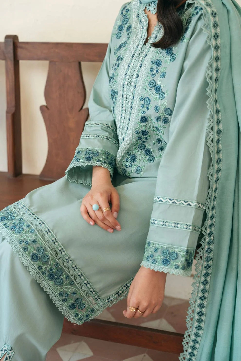 EL-MB2845 Unstitched Fully Embroidered Lawn Suit With Fully Embroidered Lawn Dupatta