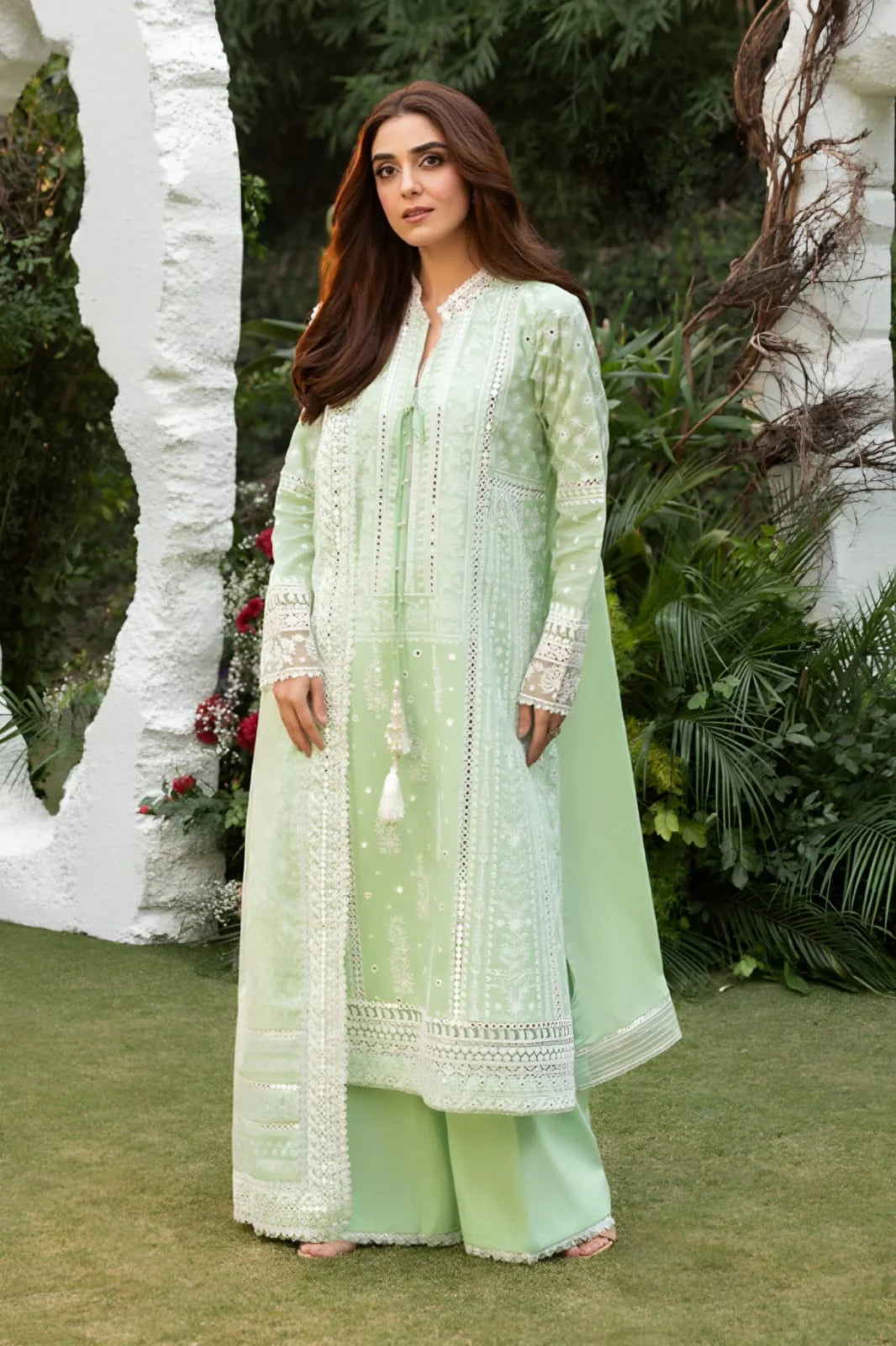 EL-SN2675 Unstitched Fully Embroidered Lawn Suit With Embroidered Organza Dupatta