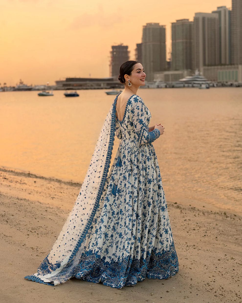 EL-ST Lawn Embroidered 3pc Suit With Organza Embroidered Dupatta