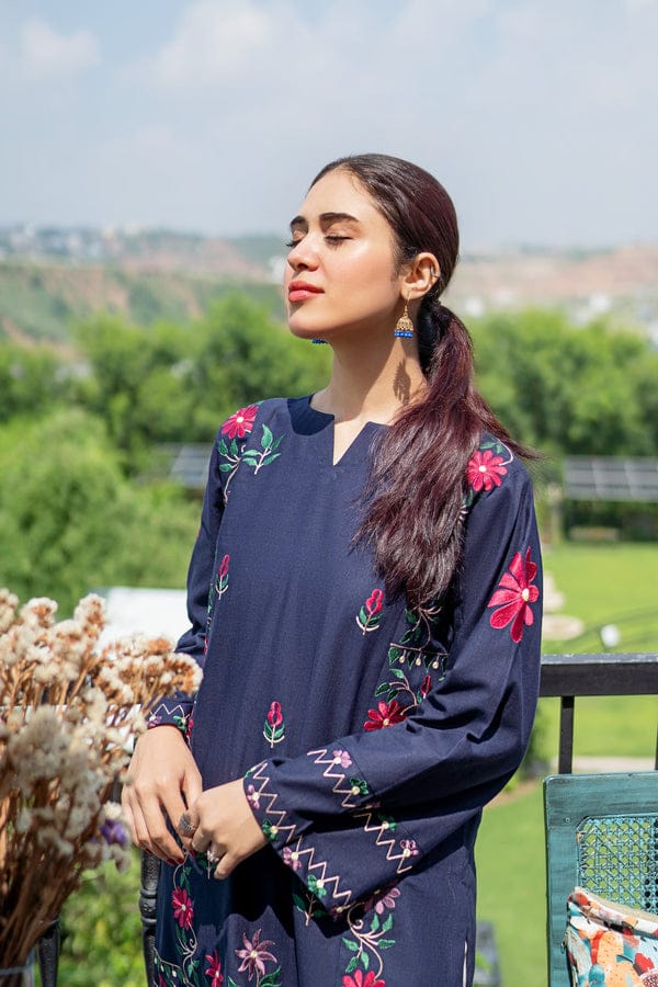 EL-MB70 Lawn Fully Embroidered 2pc